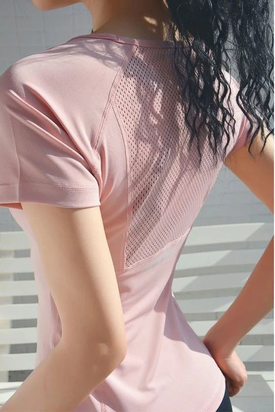 Quick Dry Fitness Short Sleeves with Breathable Back Design – Lightweight & Stylish Activewear