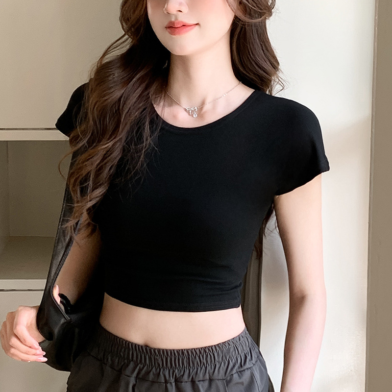 Minimalist Slim Fit Viscose T-Shirt – Soft, Breathable, and Versatile