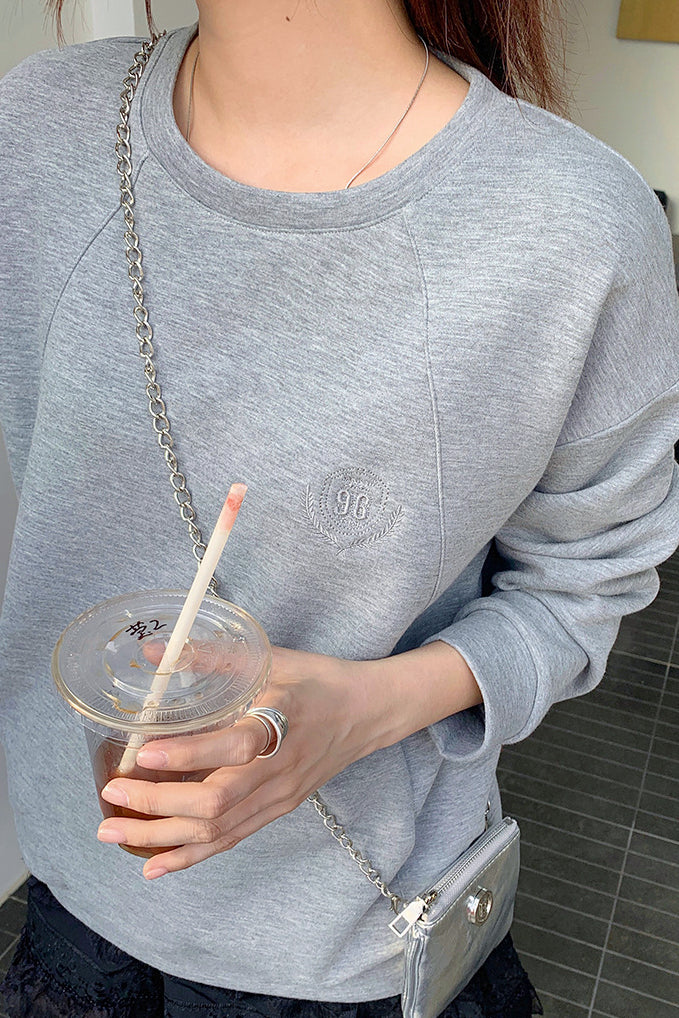 Round Neck Embroidered Sweatshirt