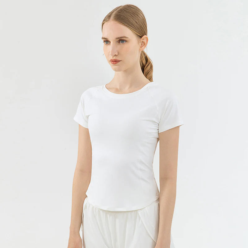 Women’s High-Stretch Yoga Short-Sleeved Sports T-Shirt – Breathable Mesh Back Design