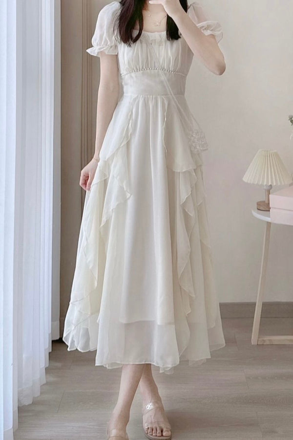 Feminine Flowy Maxi Dress