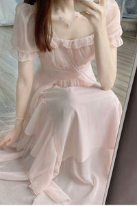 Feminine Flowy Maxi Dress