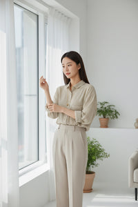 Loose-Fitting Blue Striped Shirt