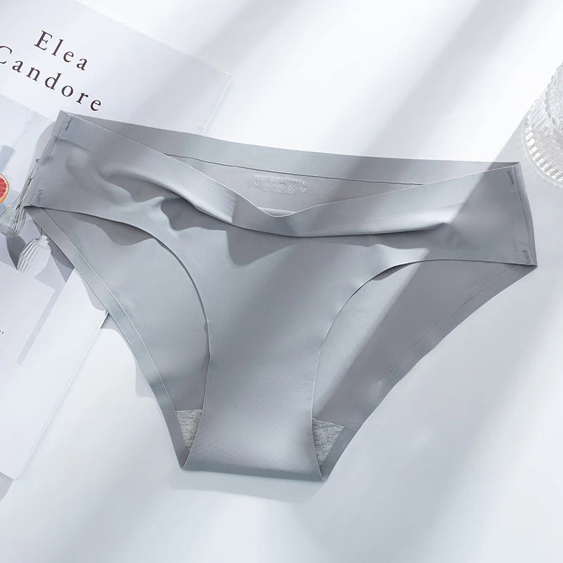 Seamless Ice Silk Cooling Underwear – High-Stretch & Antibacterial Panties for Ultimate Comfort