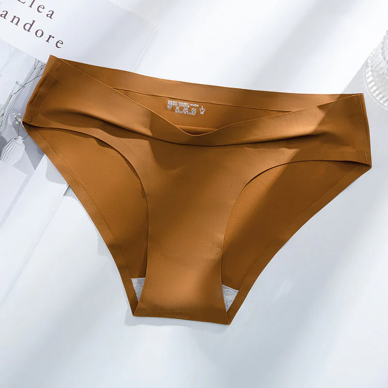 Seamless Ice Silk Cooling Underwear – High-Stretch & Antibacterial Panties for Ultimate Comfort