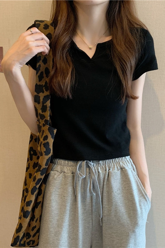 Petite V-Neck Slim Fit Crop T-Shirt