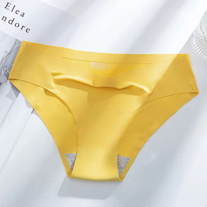 Seamless Ice Silk Cooling Underwear – High-Stretch & Antibacterial Panties for Ultimate Comfort